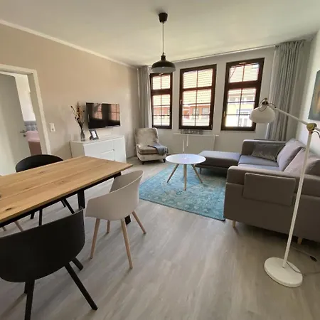 Discovair - Modern & Zentral, Inklusive Parkplatz & Kaffee Bis Zu 2 Schlafzimmer & Balkon * Eisenach