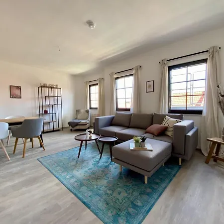 Apartment Discovair Karl14 - 65qm Mit 2 Schlafzimmer Zentral&modern Mit Balkon, Netflix Eisenach