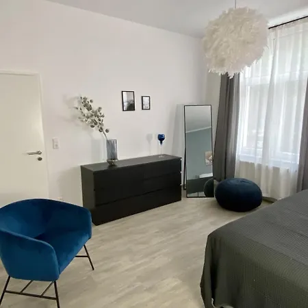 Discovair - Modern & Zentral, Inklusive Parkplatz & Kaffee Bis Zu 2 Schlafzimmer & Balkon Apartamento *