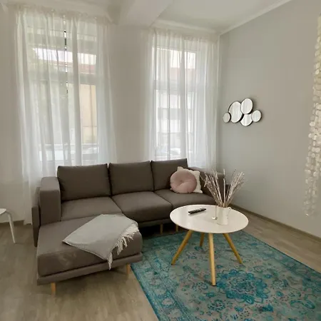 Discovair Karl14 - 65qm Mit 2 Schlafzimmer Zentral&modern Mit Balkon, Netflix Apartment *