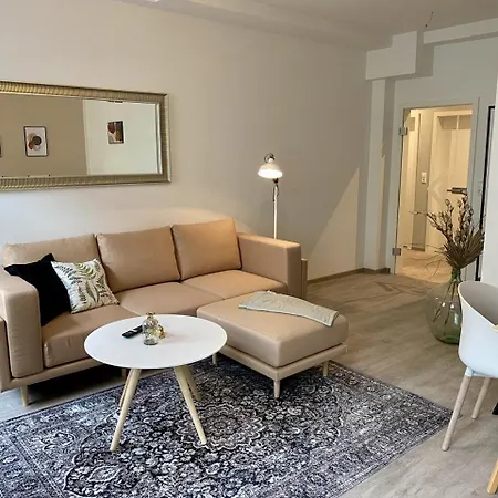 Apartamento Discovair - Modern & Zentral, Inklusive Parkplatz & Kaffee Bis Zu 2 Schlafzimmer & Balkon Eisenach